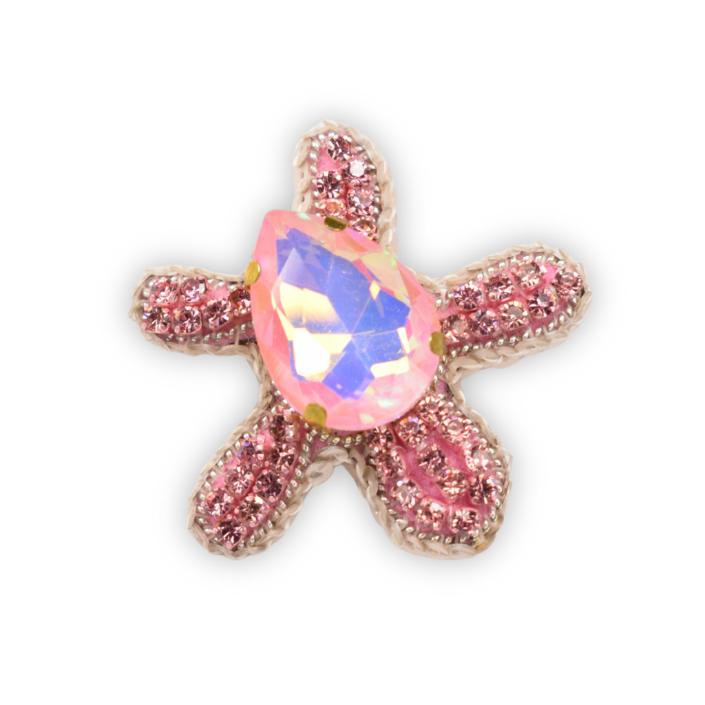 Broche tortue artisanale brodée main en perles et strass, bijou unique
