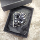 Broche pique noir